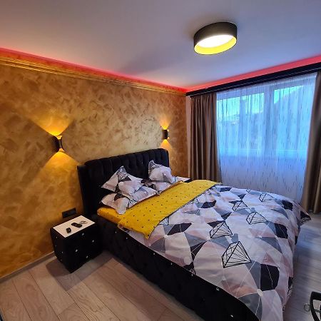 Appartement Diamonds House 2 à Lupeni  Extérieur photo