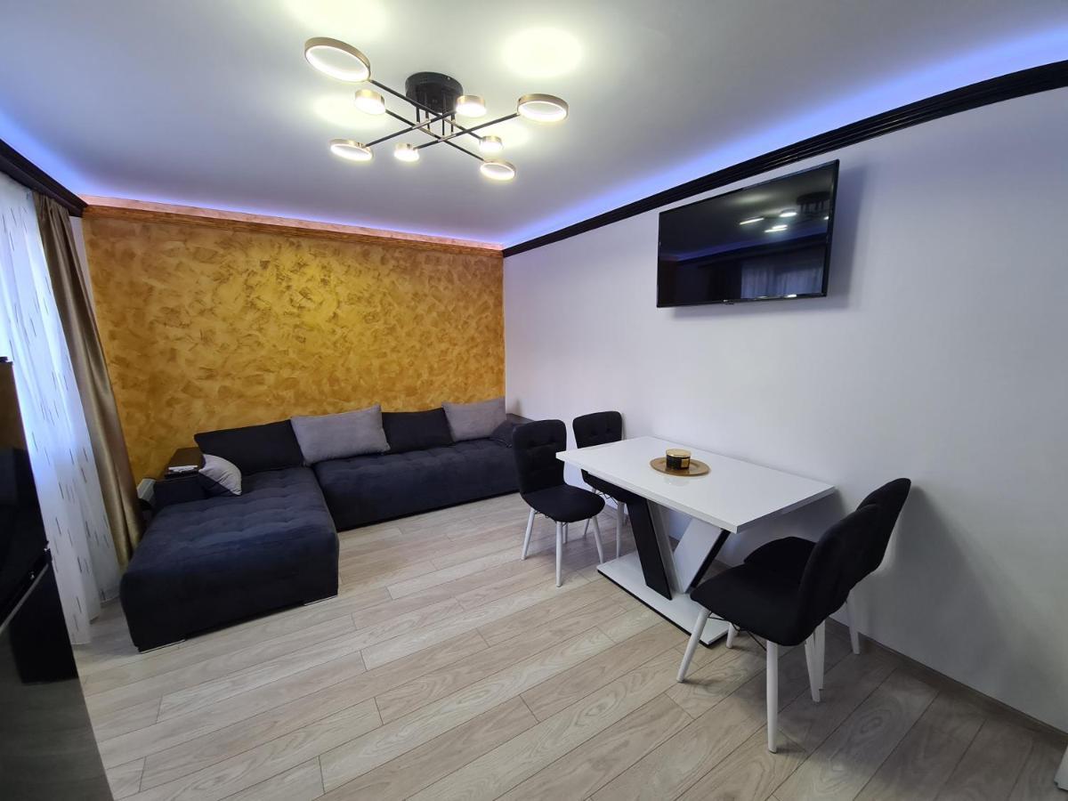 Appartement Diamonds House 2 à Lupeni  Extérieur photo
