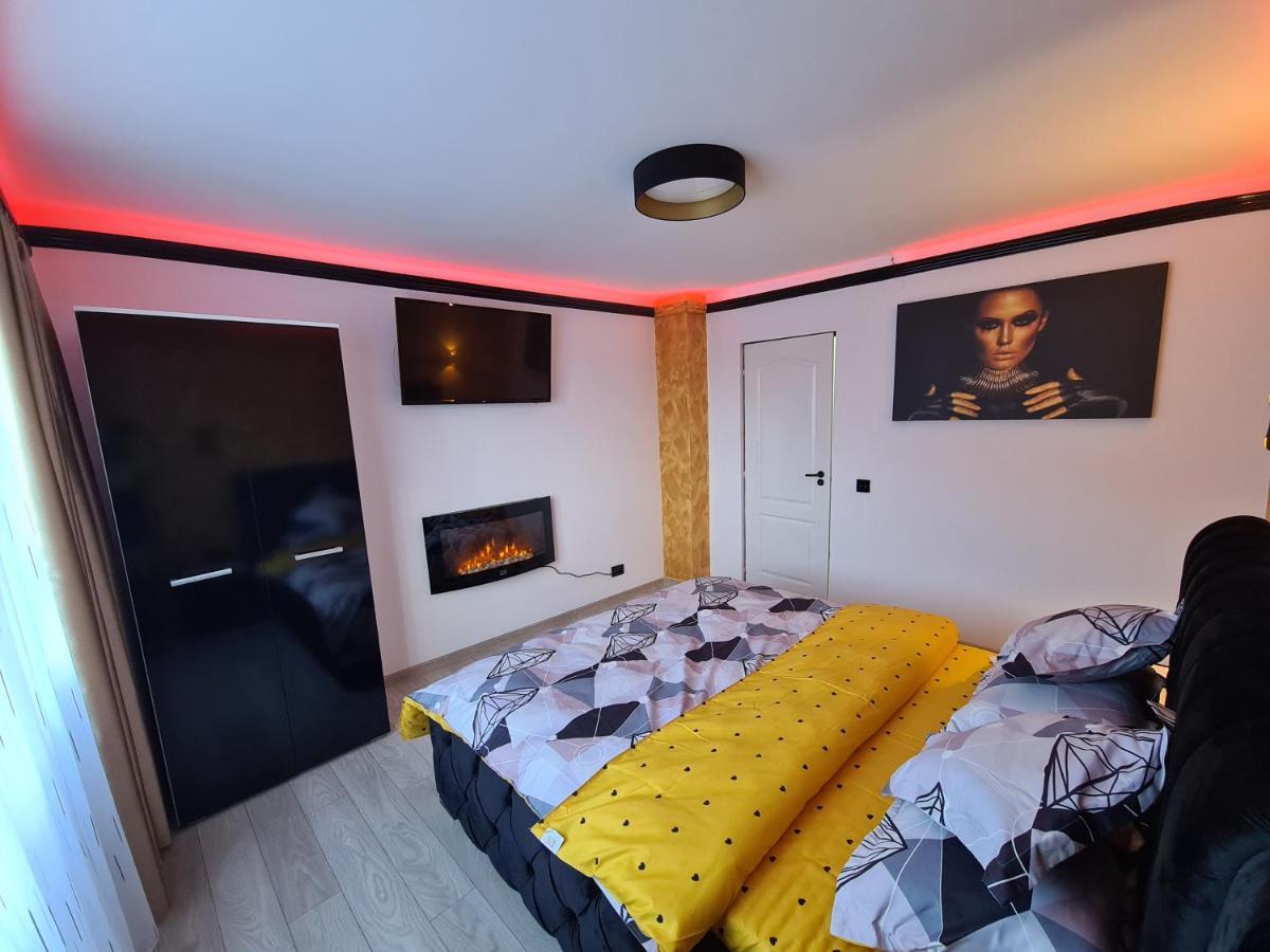 Appartement Diamonds House 2 à Lupeni  Extérieur photo